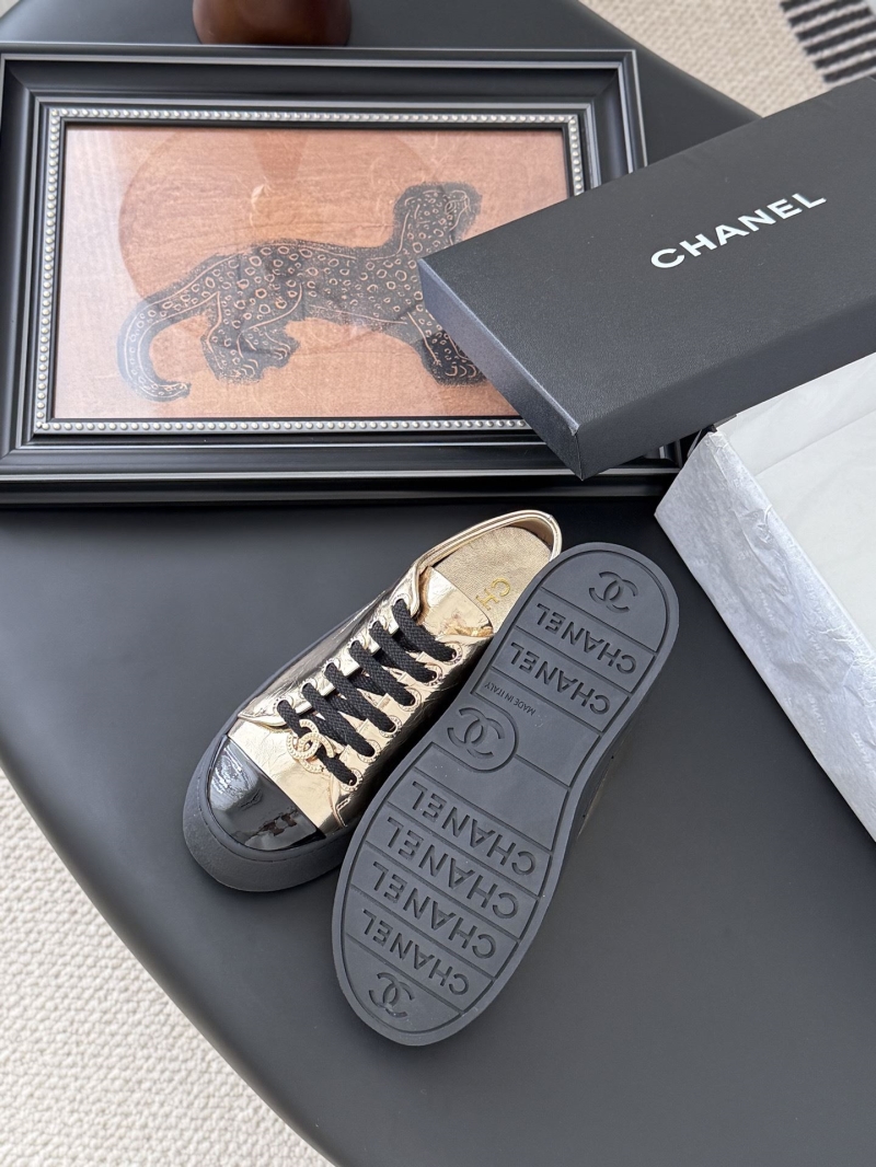 Ch**el sport shoes